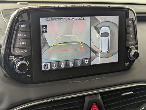 Used 2020 Hyundai Santa Fe Limited image 22