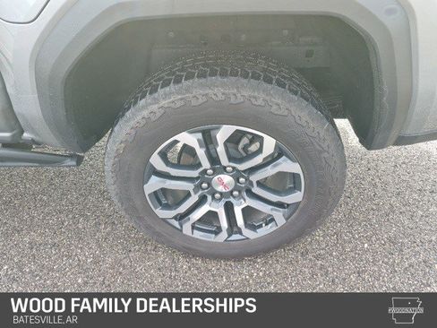Certified 2024 GMC Canyon AT4 w/ AT4 Premium Package image 9