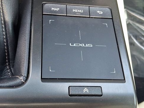 Used 2022 Lexus GX 460 Luxury AWD/4WD image 16