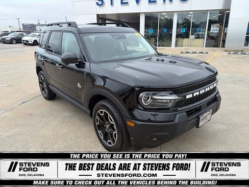 Used 2025 Ford Bronco Sport Outer Banks w/ Outer Banks Tech Package+ AWD/4WD image 5