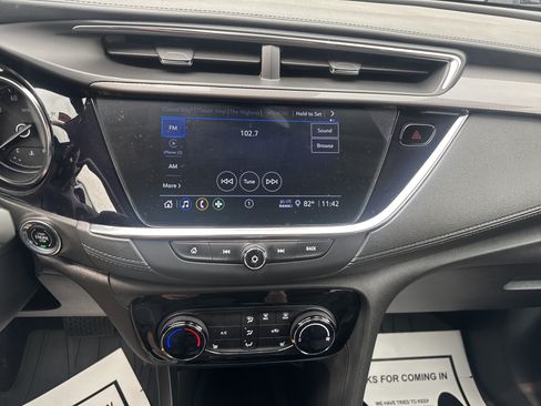 Used 2023 Buick Encore GX Preferred w/ Cold Weather Comfort Package AWD/4WD image 23