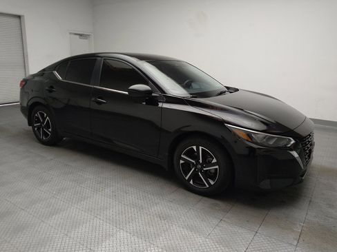 Used 2025 Nissan Sentra SV w/ All-Weather Package FWD image 11