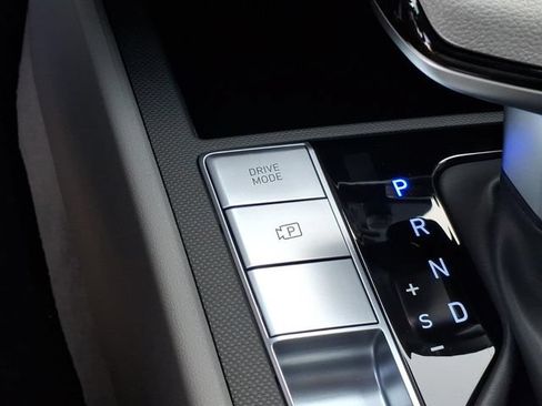 New 2026 Hyundai Elantra Hybrid FWD image 13