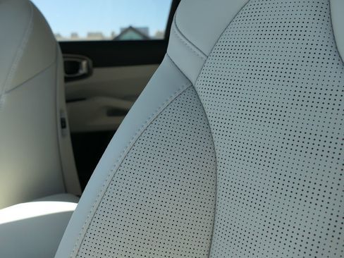 New 2026 Kia Sorento S image 11