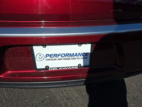 Used 2021 Chrysler 300 Touring w/ Chrome Appearance Package image 21