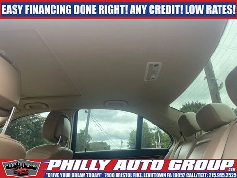 Used 2013 Mercedes-Benz C 250 Sedan image 15