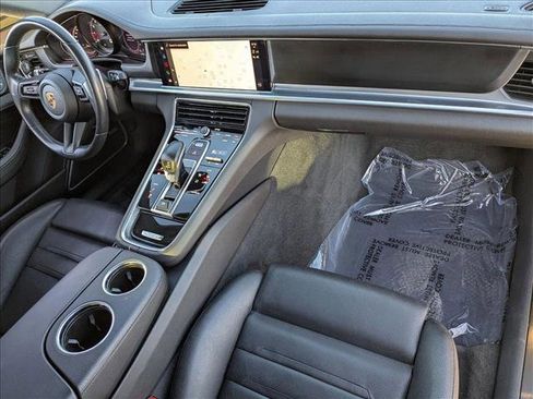Used 2023 Porsche Panamera Platinum Edition image 20