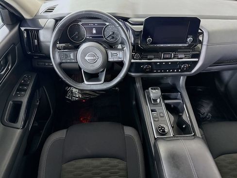 Certified 2023 Nissan Pathfinder SV w/ SV Premium Package AWD/4WD image 3