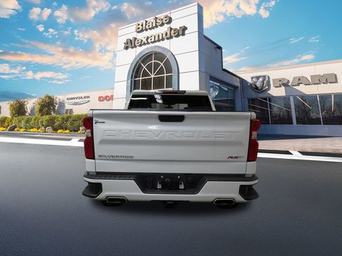 Used 2022 Chevrolet Silverado 1500 RST image 6