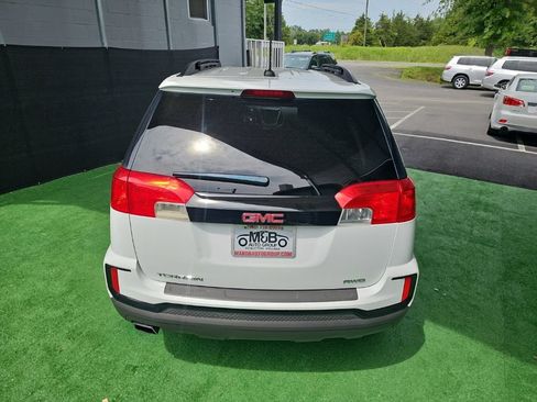 Used 2017 GMC Terrain SLE w/ Nightfall Package AWD/4WD image 6