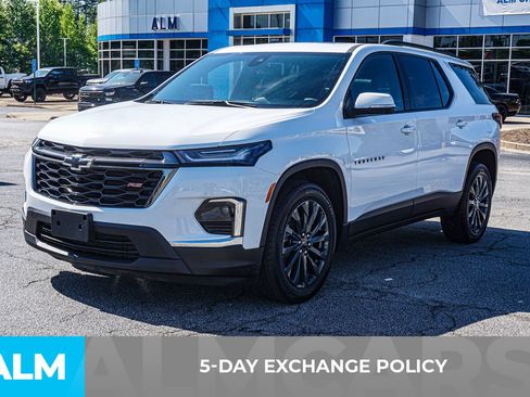 Used 2023 Chevrolet Traverse RS AWD/4WD image 5