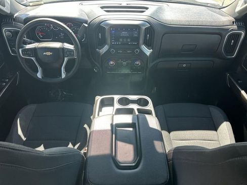 Used 2022 Chevrolet Silverado 1500 LT image 18