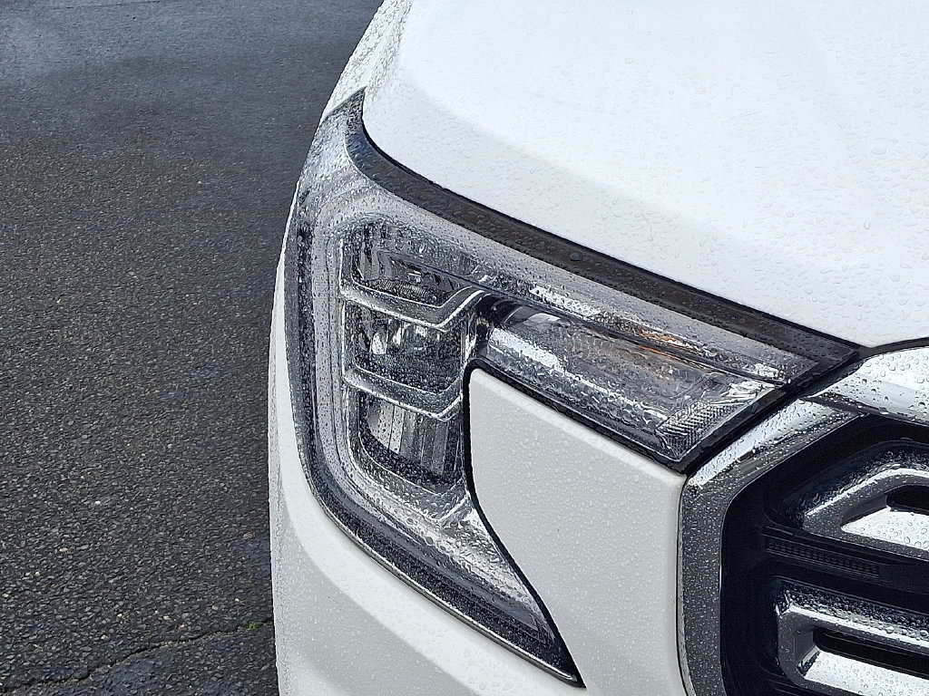 Certified 2023 GMC Terrain SLT FWD image 9