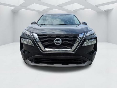Used 2023 Nissan Rogue SV w/ SV Premium B Package FWD image 11