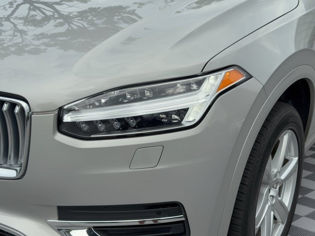 Used 2024 Volvo XC90 B5 Core w/ Protection Package Premier AWD/4WD image 12