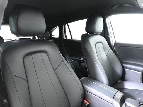 Certified 2023 Mercedes-Benz GLA 250 4MATIC image 33