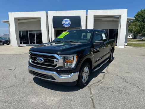 Used 2023 Ford F150 XLT w/ Equipment Group 302A High RWD image 1