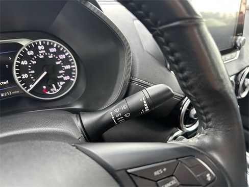 Used 2022 Nissan Sentra SV w/ Trunk Package image 25