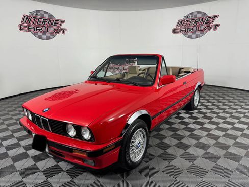 Used 1991 BMW 325i Convertible image 21