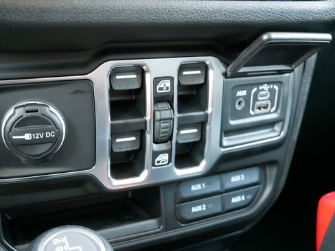 New 2025 Jeep Wrangler Sport S image 15