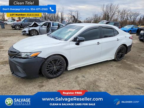 Used 2019 Toyota Camry SE image 1