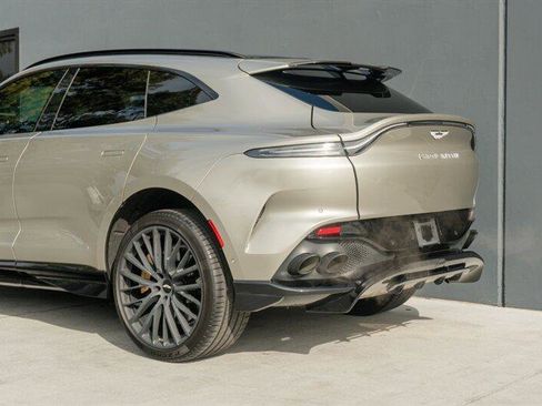 Used 2023 Aston Martin DBX 707 image 26