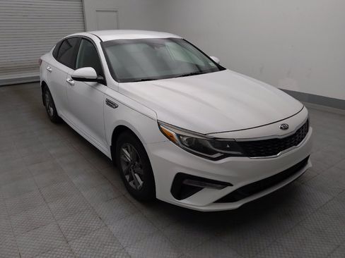 Used 2019 Kia Optima LX FWD image 13