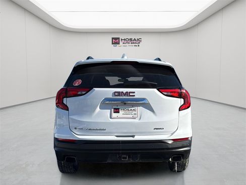 Used 2018 GMC Terrain SLE w/ Driver Convenience Package image 6