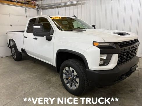 Used 2022 Chevrolet Silverado 2500 Custom w/ Custom Value Package AWD/4WD image 1