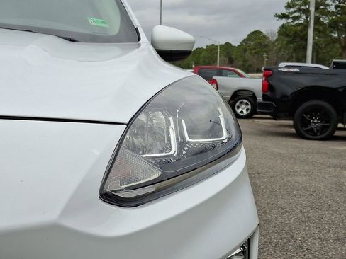 Used 2020 Ford Escape SEL image 10