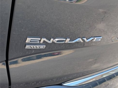 Used 2021 Buick Enclave Essence w/ Sound and Sites Package AWD/4WD image 9