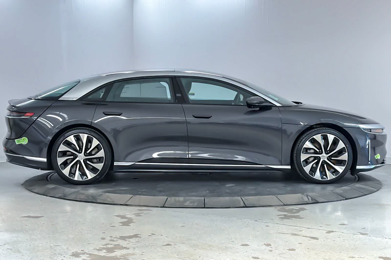 Used 2023 Lucid Air Touring AWD/4WD image 8