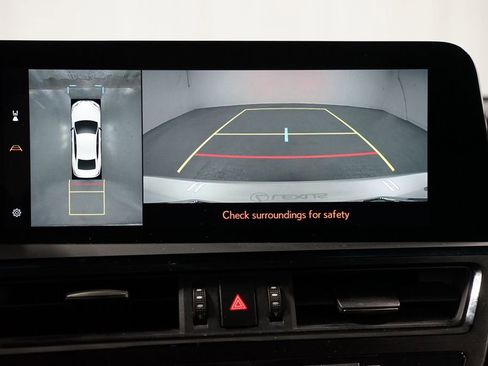 Used 2024 Lexus ES 350 Ultra Luxury w/ Accessory Package (Z2) image 21