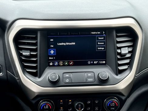 Used 2021 GMC Acadia Denali w/ Denali Technology Package AWD/4WD image 12