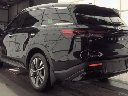 Certified 2023 INFINITI QX60 Luxe w/ Vision Package image 8