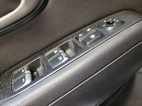 Used 2018 Kia Soul + FWD image 27