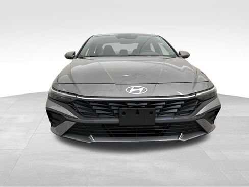 Used 2024 Hyundai Elantra SEL image 14