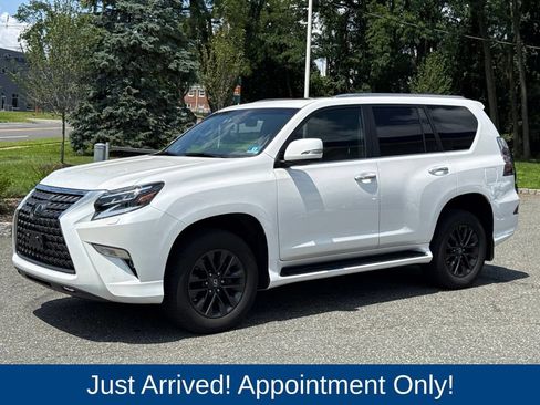 Used 2020 Lexus GX 460 Premium w/ Premium Package AWD/4WD image 3