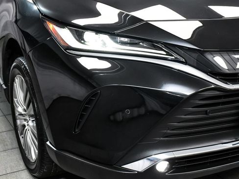 Used 2023 Toyota Venza Limited AWD/4WD image 68