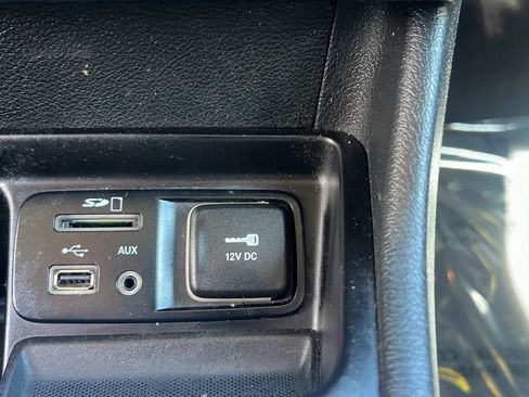 Used 2016 Jeep Cherokee Limited FWD image 24