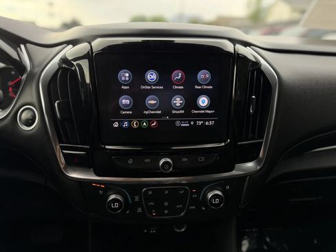 Used 2023 Chevrolet Traverse Premier w/ Redline Edition FWD image 32