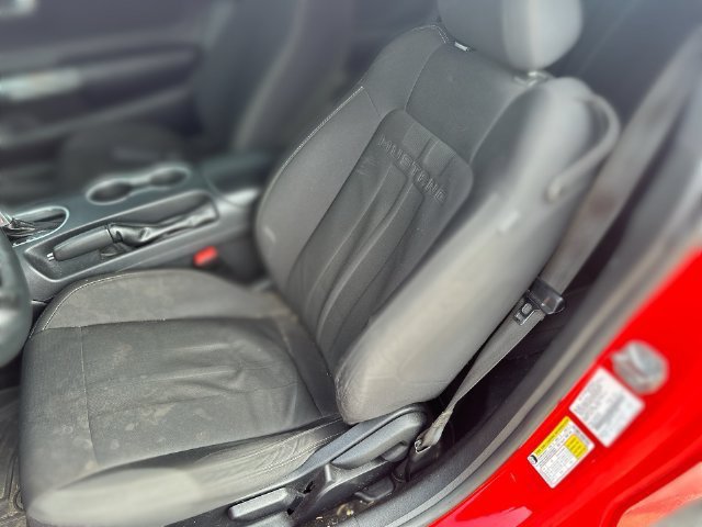 Used 2019 Ford Mustang Coupe RWD image 22
