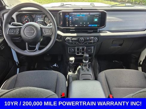 Used 2025 Jeep Wrangler Unlimited Sport AWD/4WD image 13