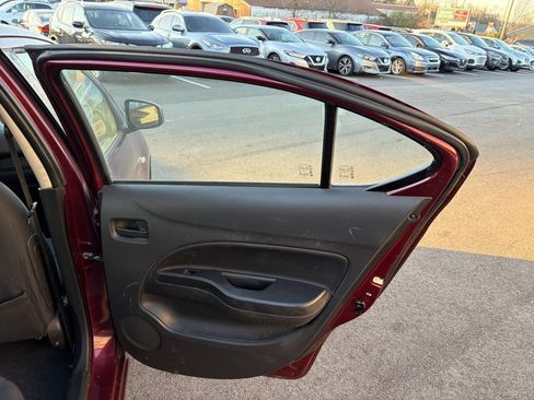 Used 2017 Mitsubishi Mirage G4 ES image 19