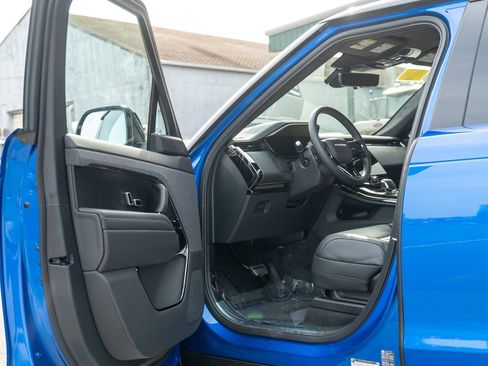 New 2025 Land Rover Range Rover Sport Autobiography image 10