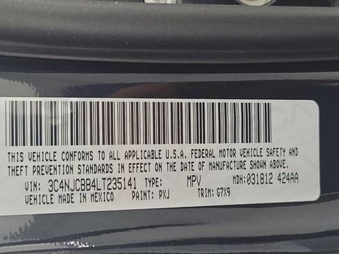 Used 2020 Jeep Compass Latitude w/ Popular Equipment Group FWD image 33