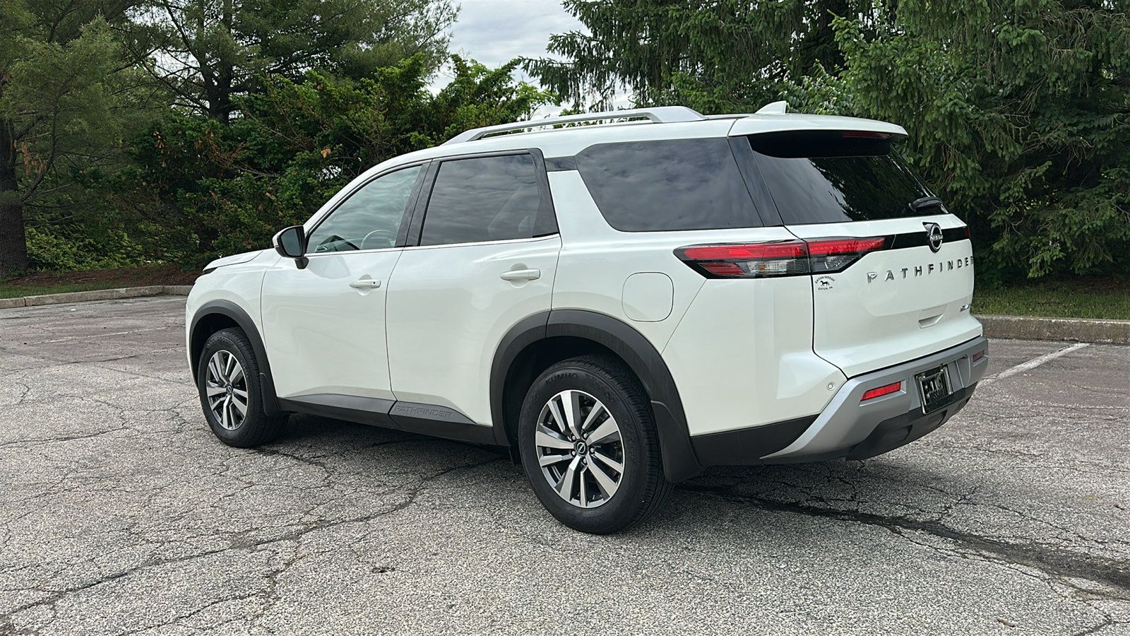 Certified 2024 Nissan Pathfinder SL AWD/4WD image 7
