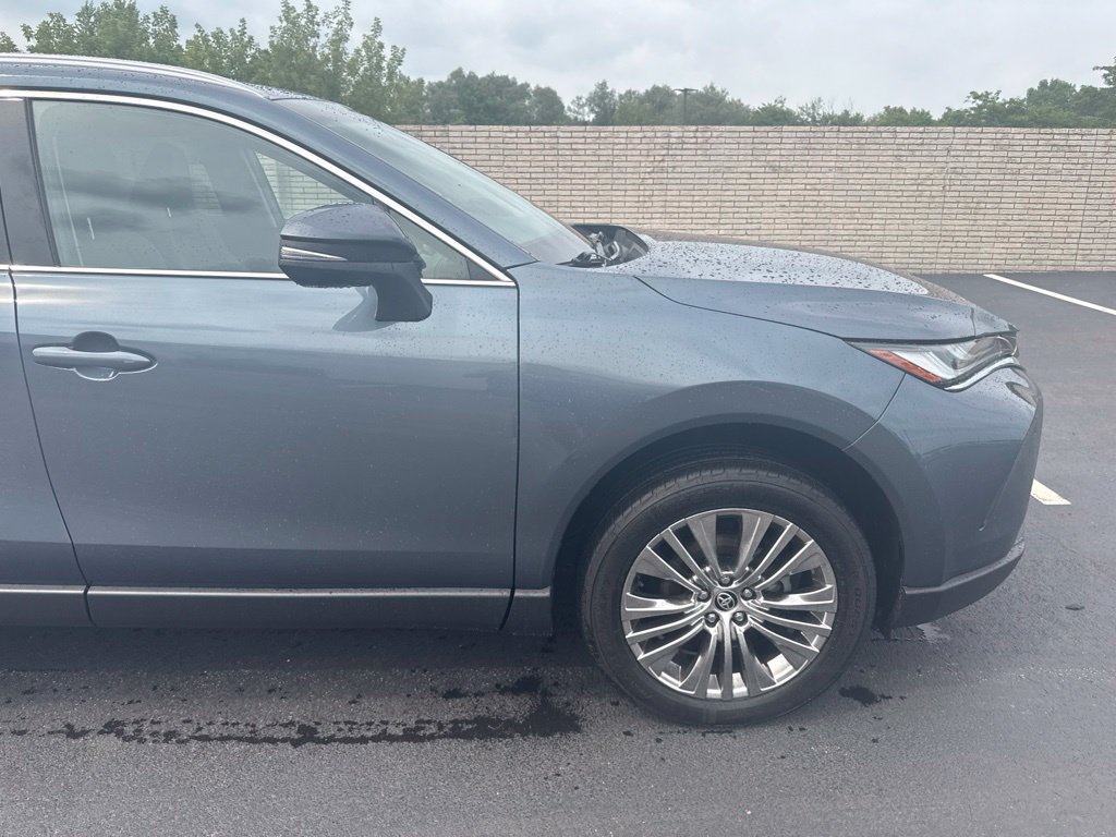 Certified 2023 Toyota Venza Limited AWD/4WD image 12