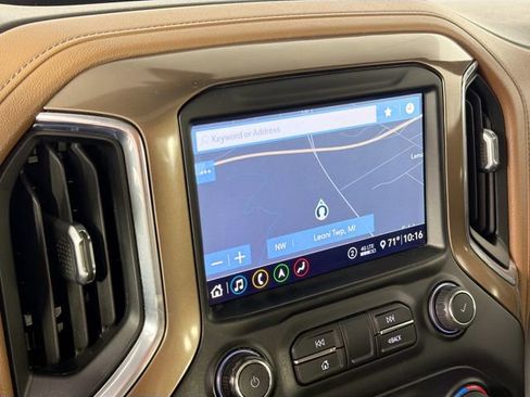 Used 2020 Chevrolet Silverado 1500 High Country w/ Technology Package image 14