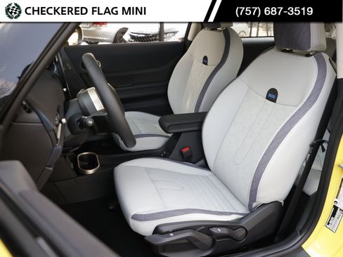 Used 2025 MINI Cooper S image 18